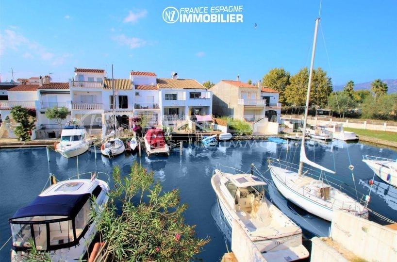 immobilier empuriabrava - Villa proche plage, avec amarre - vue sur canal