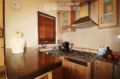 agence immobilière costa brava: villa ref.3006, cuisine ouverte aménagée avec rangements