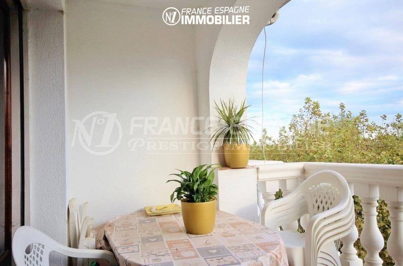 immo empuriabrava: appartement avec terrasse et parking, proche commerces