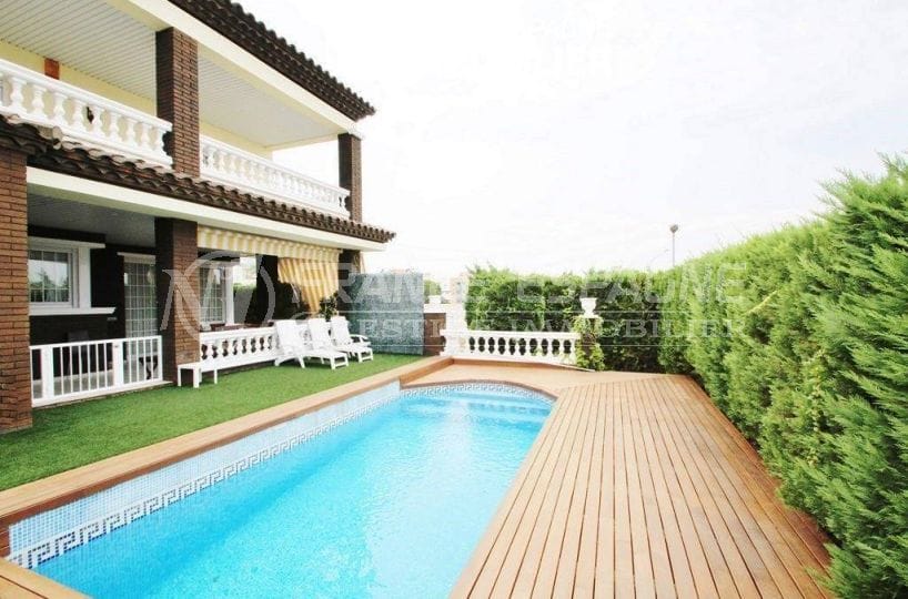 immobilier costa brava: villa ref.1636, avec studio, piscine, proche plage