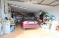 vue sur le garage avec des rangements | villa ref.3203
