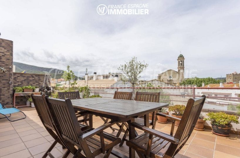 agence immobiliere llanca, appartement atico à vendre 4 chambres, grande terrasse
