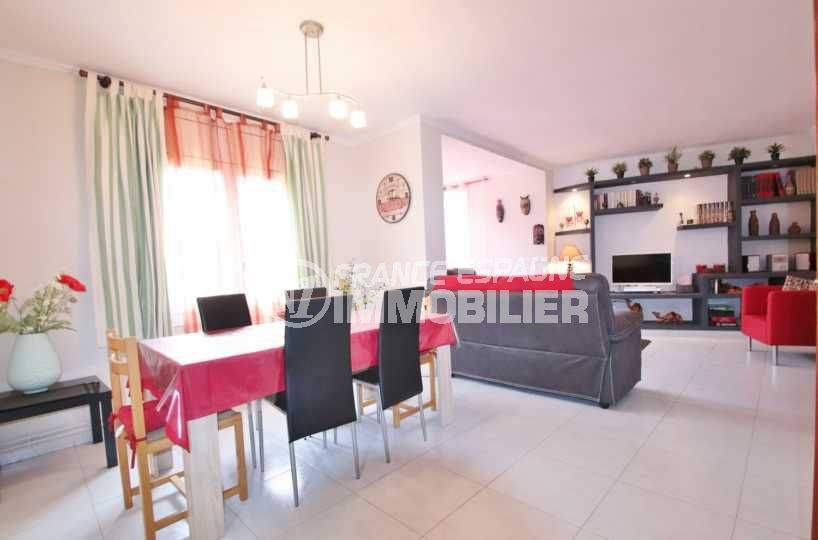 EXCLUSIVITE- ROSES- APPARTEMENT PROCHE COMMERCES - interieur appartement