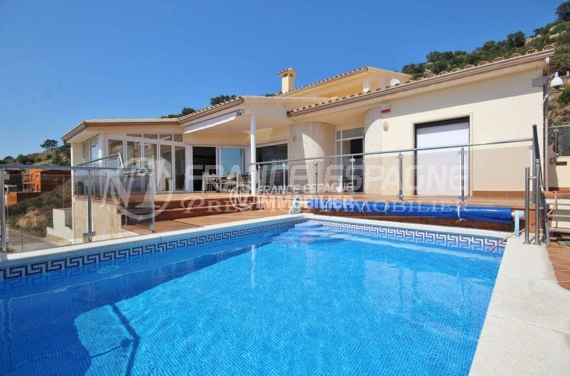 villa avec piscine