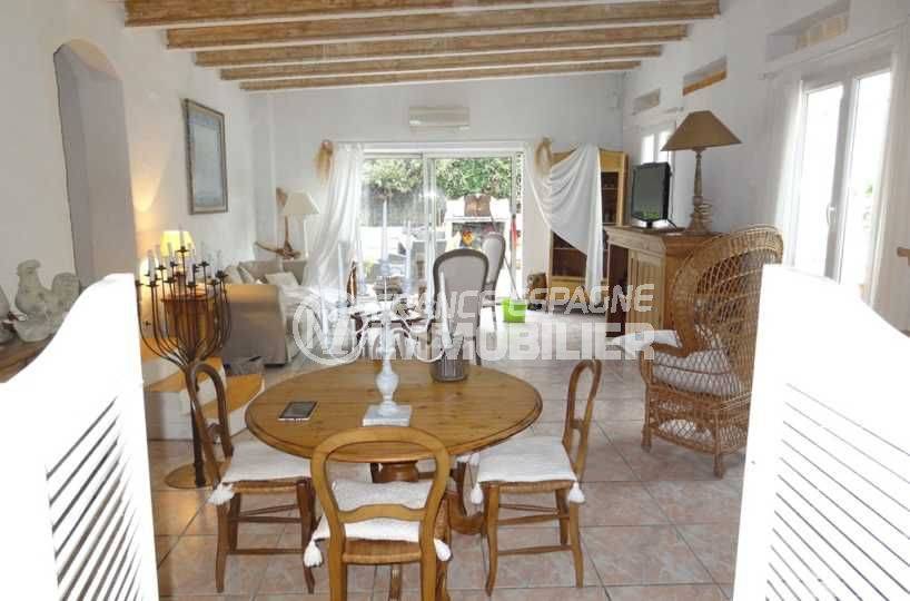 Villa Roses secteur résidentiel vue salle à manger