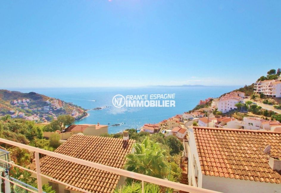 vente immobiliere rosas: villa 230 m², vue magnifique mer et montagnes depuis la terrasse