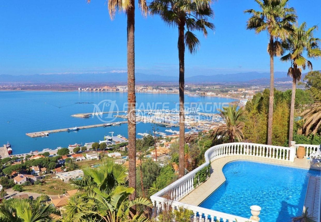 maison a vendre costa brava, ref.3614, vue sur la piscine et la baie depuis la terrasse 