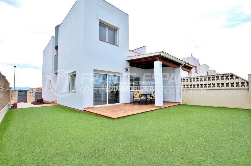 vente immobilier espagne -grande villa empuriabrava