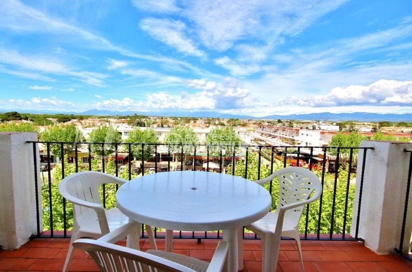 immobilier empuria brava : Appartement 42 m² avec terrasse vue dégagée