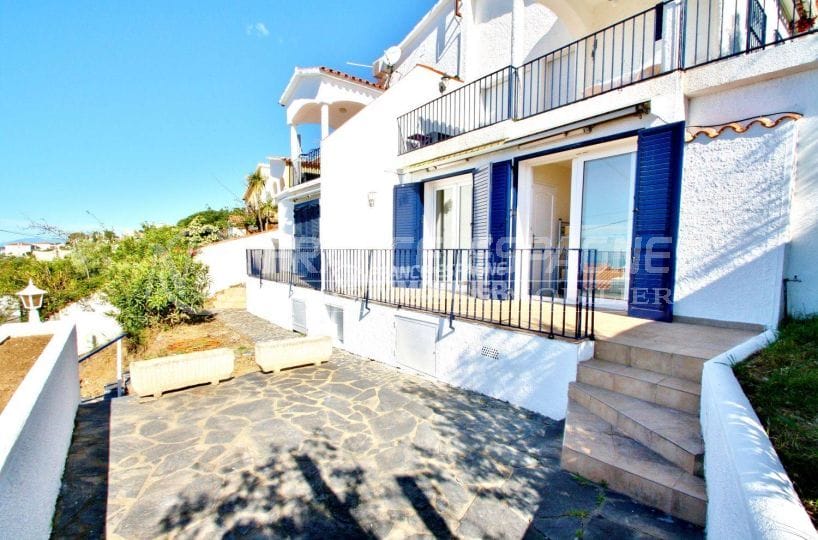 Deux appartements mitoyens Mas Fumats, vue mer