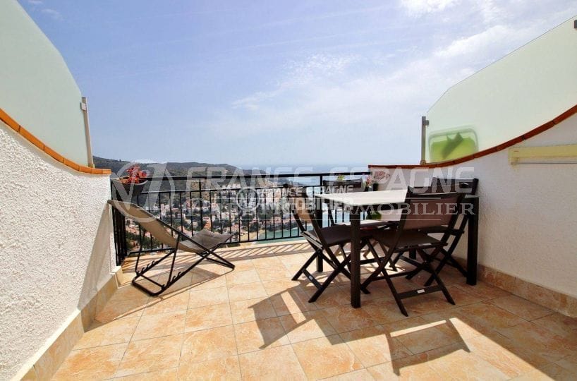 immocenter roses, appartement 54 m² terrasse vue mer