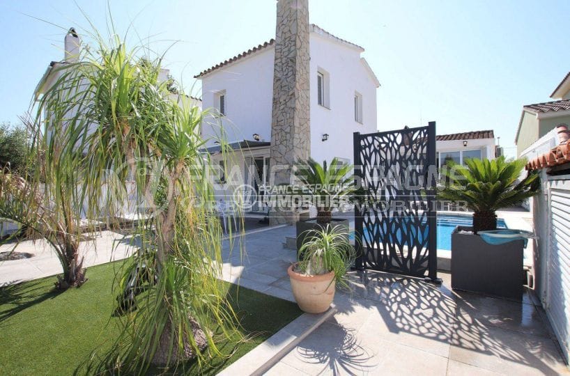 immo center empuriabrava - villa luxe avec piscine et amarre