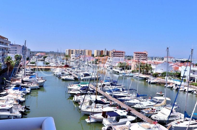immo center roses - appartement santa margarita terrasse vue marina