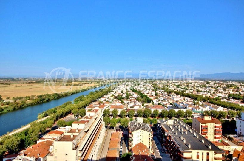 appartement empuriabrava, vue dégagée, proche plage, pas cher