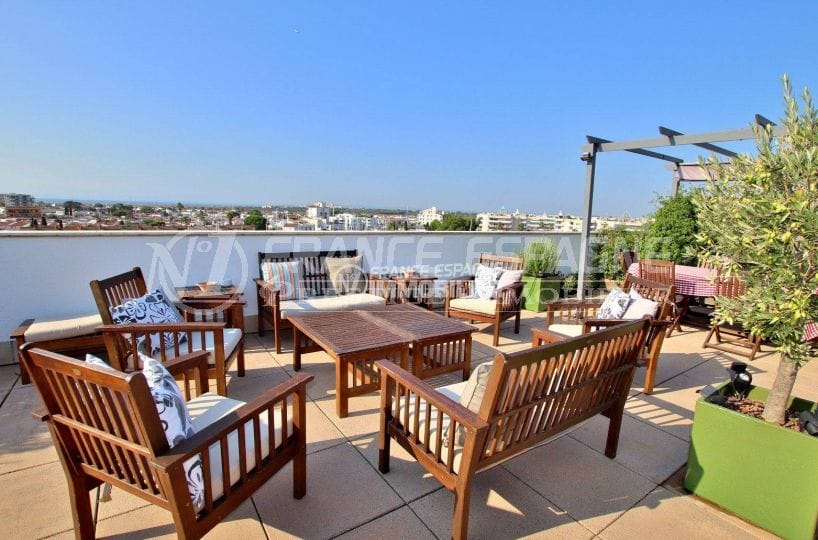 immo center roses - terrasse solarium vue mer