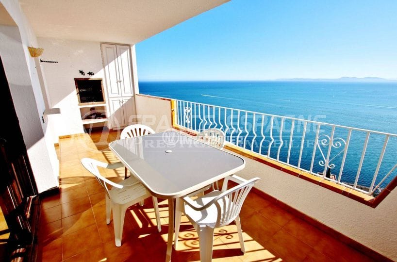 global immo rosas: appartement ref.3774, vue mer 180°, terrasse avec barbecue