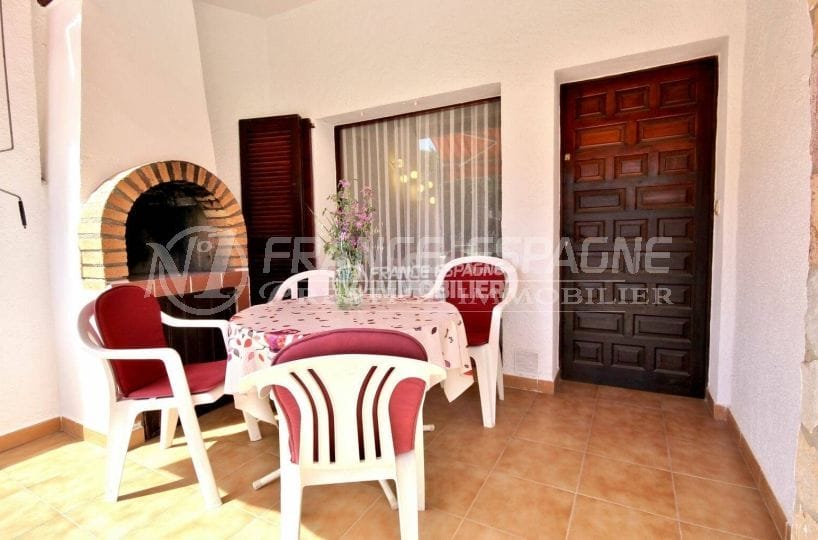 immo empuriabrava: villa ref.3822, terrasse expsotion sud ouest, acec barbecue