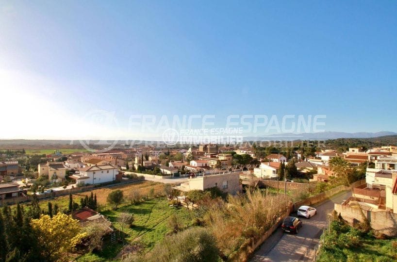 agence immobilière costa brava: appartement ref.3823, duplex avec parking et cave