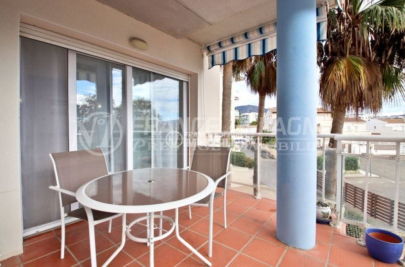 vente appartement rosas, ref.3813, terrasse, piscine, parking, possibilté amarre