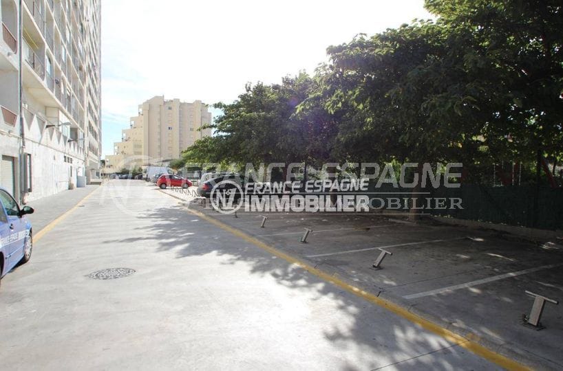 agence immo empuriabrava: vend places de parking à 50 m de la plage, ref.2761