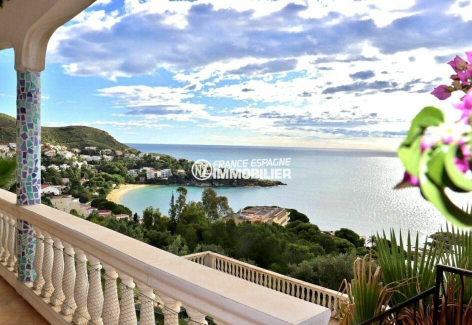 agence immobiliere costa brava: villa 285 m², vue mer almadraba depuis la terrasse