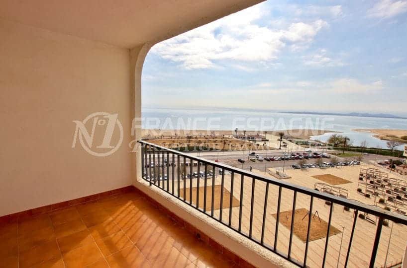 agences immobilières empuriabrava: appartement 83 m², parking privé, plage à 100 m