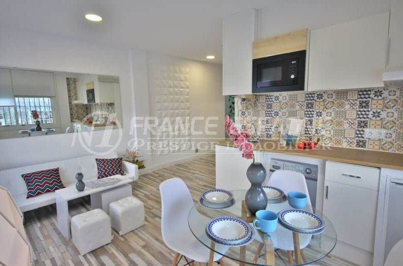 immobilier empuria brava: appartement 36 m² rénové, proche plage et commerces