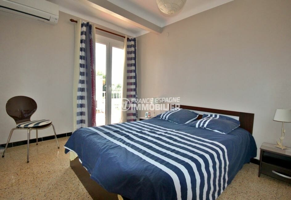 achat appartement empuriabrava, atico 72 m², première chambre lit double accès terrasse