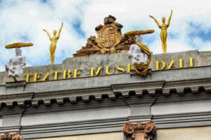 immo empuria: turismo en la zona, el museo Dalí de Figueras