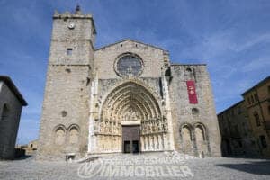 inmobiliaria empuria brava: basilica de santa maria, un monumento para visitar