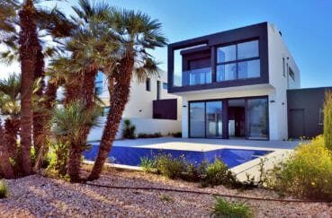 maison a vendre empuriabrava, villa 200 m² construite sur terrain de 499 m², piscine, douche extérieure, amarre 12,5 m, proche plage