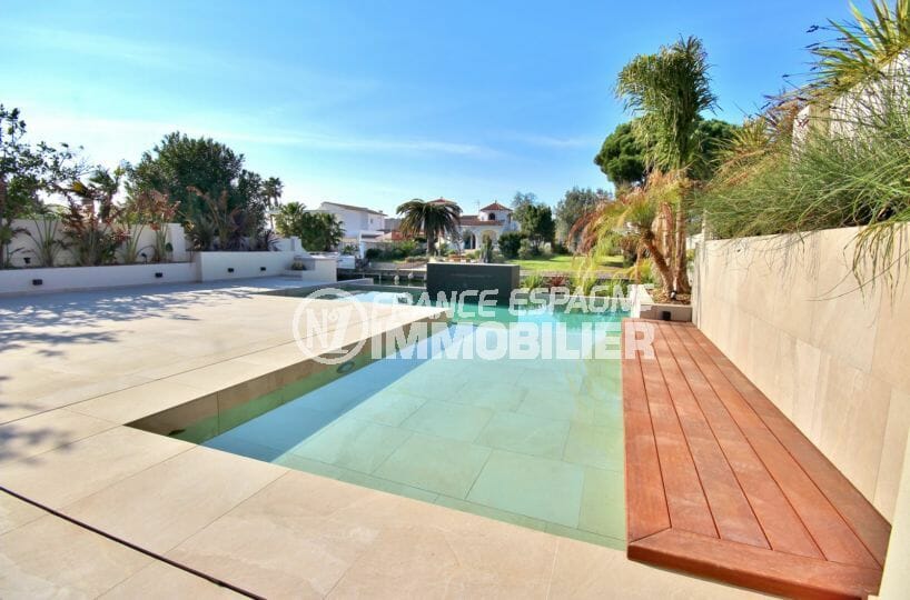 maison a vendre espagne, 5 pièces 234 m² avec jolie piscine privée