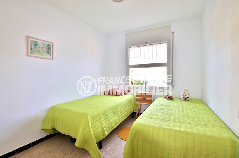 acheter appartement rosas, 62 m² avec 2° chambre lumineuse, 2 lits simples