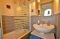 habitaclia empuriabrava: appartement 2 pièces 41 m², salle de bain avec baignoire