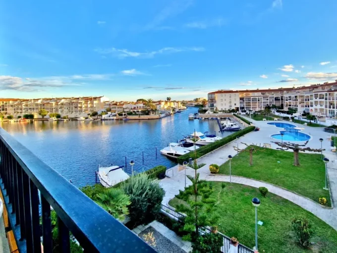 immobilier empuria brava: appartement 2 pièces vue lac 53 m², exposition sud