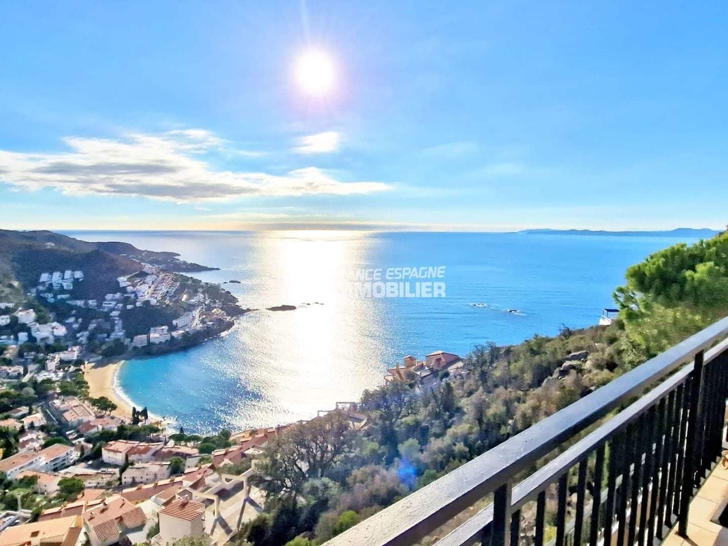 Roses - magnífico estudio con vistas al mar, aparcamiento privado, piscina comunitaria