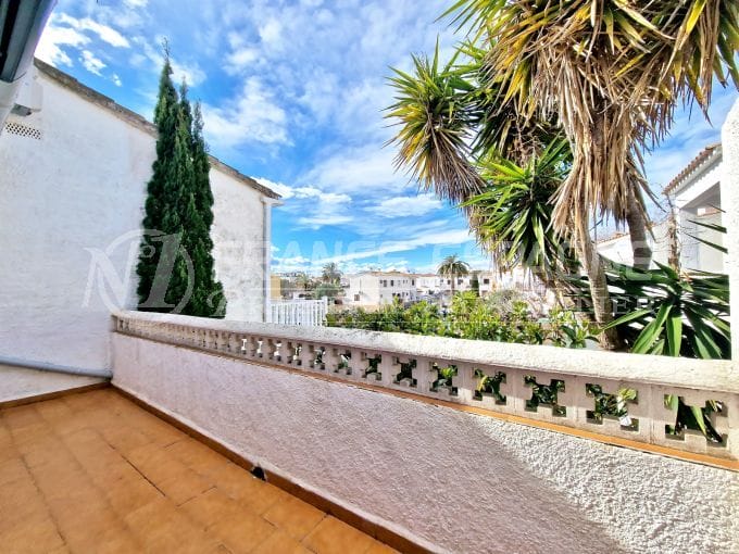 empuriabrava 4-room apartment 71 m², small terrace canal view