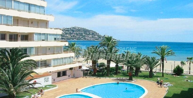 apartment rosas 3 rooms 60 m², residence with swimming pool