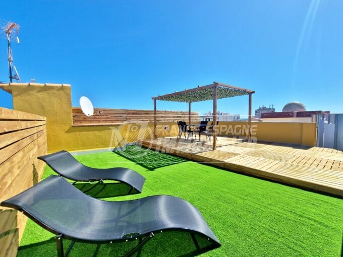 appartement atico Rosas 3 pièces 70 m², belle terrasse solarium