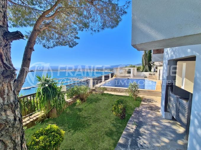 villa sea view roses 4 rooms 485 m², villa with land