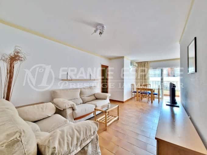 apartment center roses 4 rooms 88 m², living room