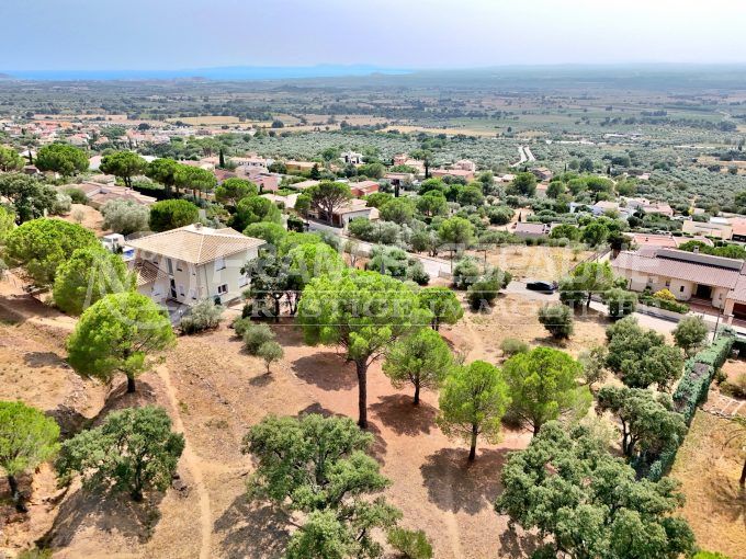 terrain vue mer proche roses 2 127 m², terrain constructible