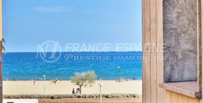 appartement rénové vue mer empuriabrava 2 pièces 55 m², vue mer latérale