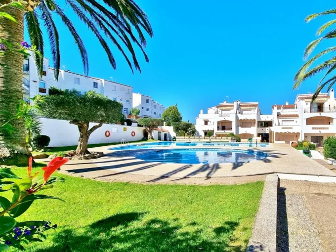 appartement roses 2 pièces 42 m², idéal vacances