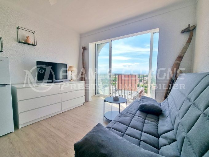 studio vue dégagée empuriabrava 1 pièce 24 m², salon