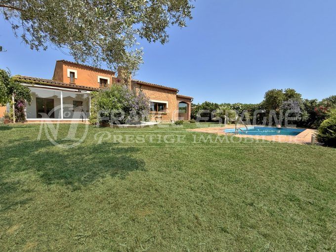 villa charmante peralada 5 pièces 332 m², grand terrain