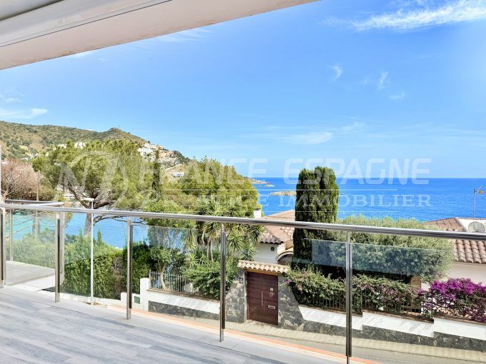 superbe appartement vue mer roses 3 pièces 88 m², terrasse vue mer