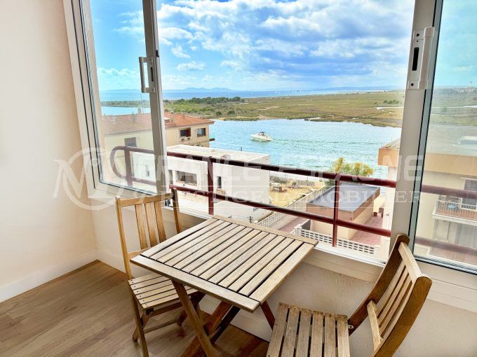studio vue mer/canal roses 1 pièce 35 m², véranda