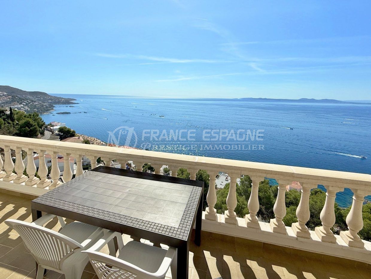 appartement-vue-mer-canal-roses-vente-1762438088-VA2241_1_original