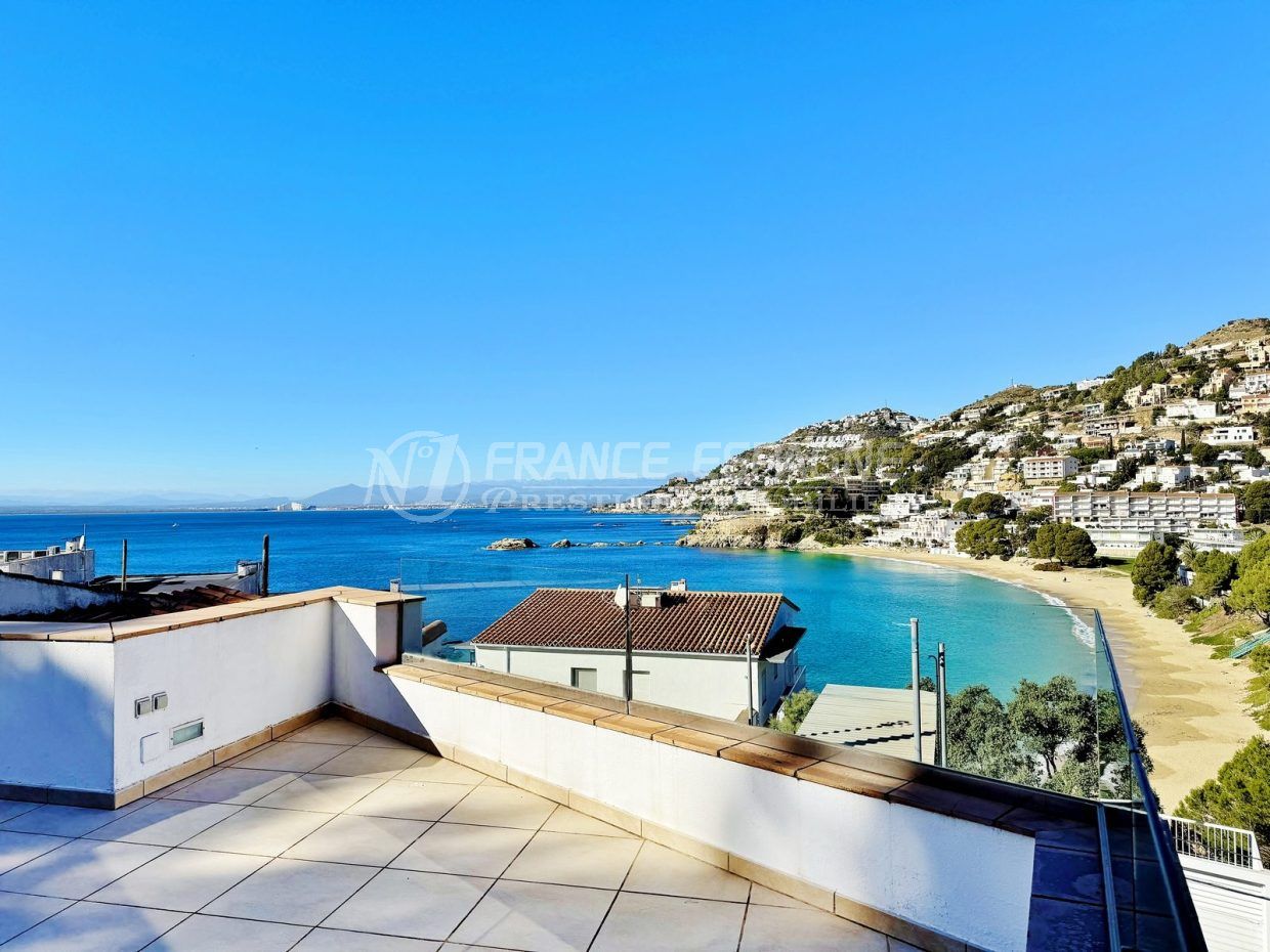 maison-vue-mer-canal-roses-vente-1763723377-VM683_1_original